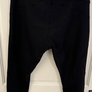 ATHLETA crop 23” legging EUC
